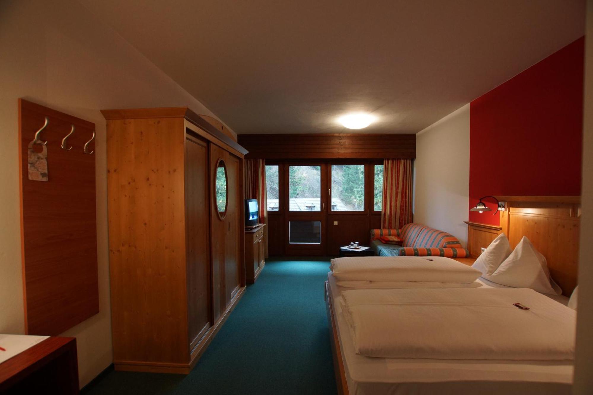 Hotel Neuwirt Mauterndorf  Habitación foto